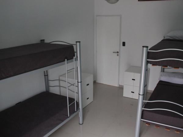 Link Cordoba Hostel : photo 2 de la chambre chambre quadruple