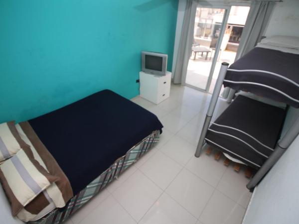 Link Cordoba Hostel : photo 2 de la chambre chambre familiale avec terrasse 