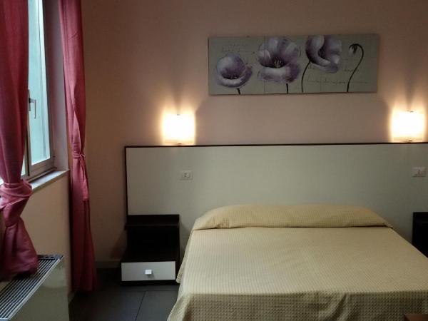 Hotel Lucania : photo 4 de la chambre chambre double