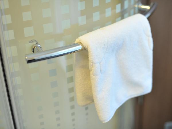 Centrooms Eger : photo 9 de la chambre chambre triple standard