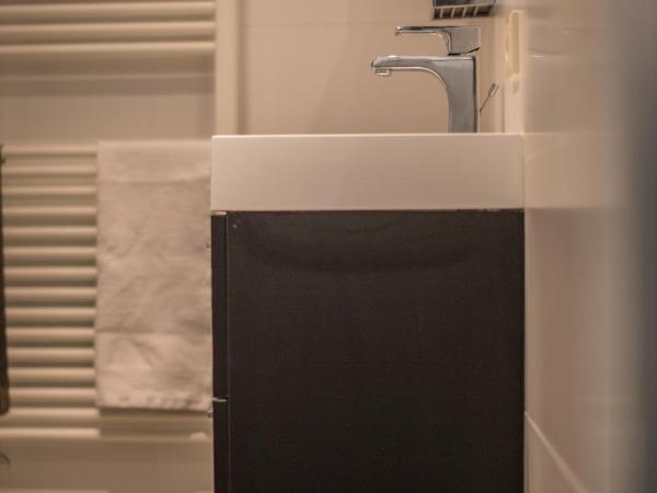 Sleep At Slim Amsterdam : photo 1 de la chambre chambre double deluxe avec douche