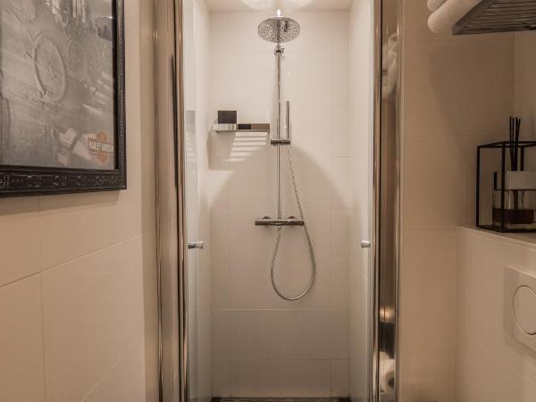 Sleep At Slim Amsterdam : photo 5 de la chambre chambre double deluxe avec douche