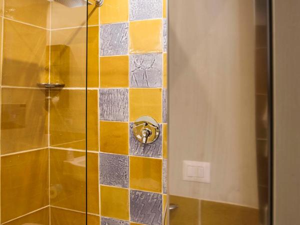 Atelier Inès Arts & Suites : photo 4 de la chambre chambre double