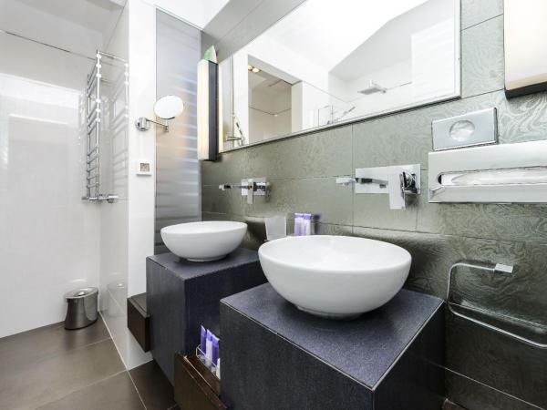 Hotel Lapad : photo 5 de la chambre chambre double supérieure avec vue sur le port de plaisance