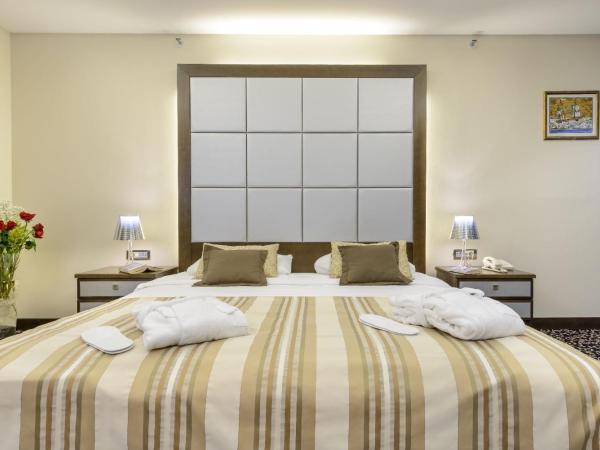 Hotel Lapad : photo 7 de la chambre chambre double supérieure