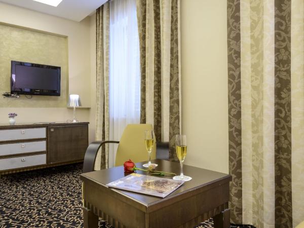 Hotel Lapad : photo 10 de la chambre chambre double supérieure