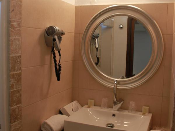 Hotel Mas De Cure Bourse : photo 2 de la chambre chambre comfort double