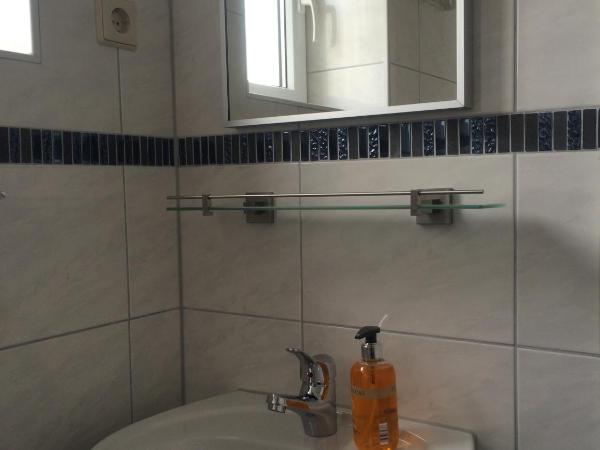 Villa Marie Mannheim : photo 6 de la chambre appartement - rez-de-chaussée (1)