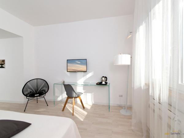 B&B San Pietro : photo 8 de la chambre chambre triple confort