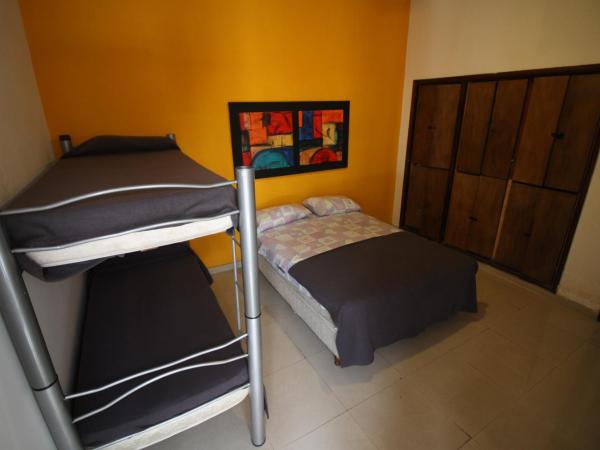 Link Cordoba Hostel : photo 3 de la chambre chambre familiale standard