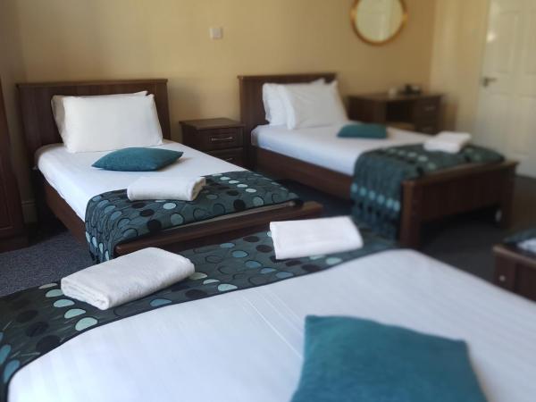 Hazelbrook House B&B : photo 4 de la chambre chambre quadruple