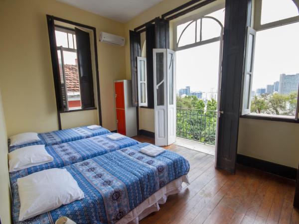 Rio Forest Hostel : photo 7 de la chambre chambre triple - vue sur mer