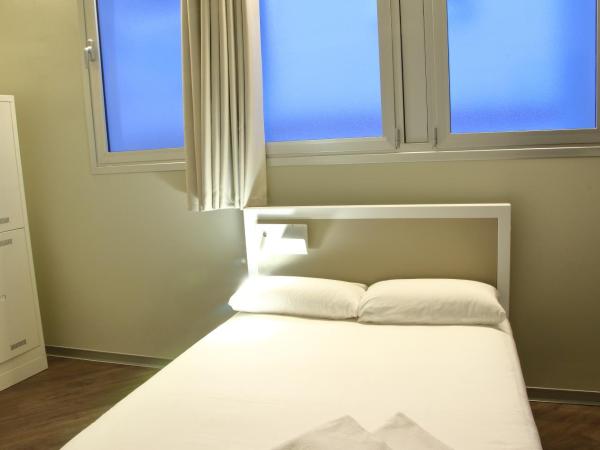 Poshtel Bilbao - Premium Hostel : photo 2 de la chambre chambre double
