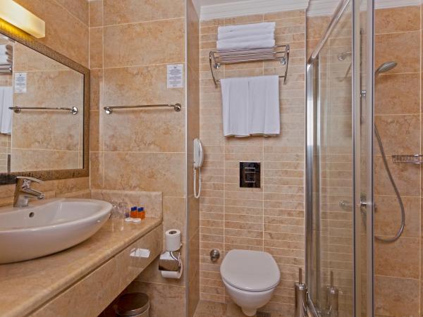 Riviera Hotel & Spa : photo 5 de la chambre chambre standard