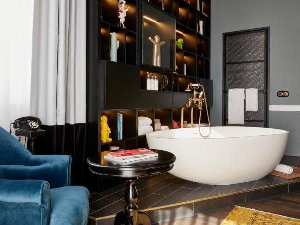 Sir Savigny Hotel, part of Sircle Collection : photo 4 de la chambre suite junior