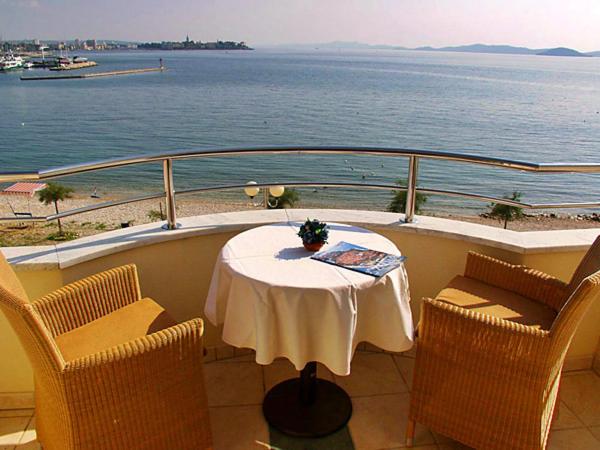 Villa Ivana B&B : photo 4 de la chambre studio avec balcon et vue sur la mer