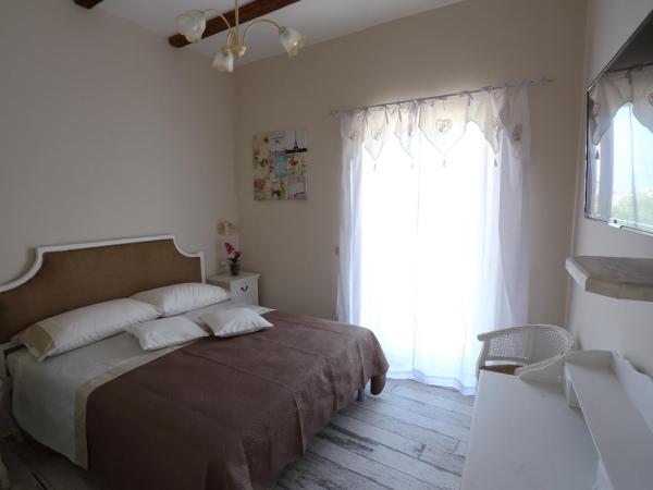 Ambrosio Relais : photo 4 de la chambre chambre triple avec terrasse