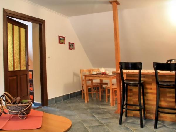 Camping Pod Krokwią : photo 4 de la chambre studio familial