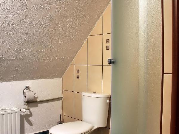 Camping Pod Krokwią : photo 1 de la chambre studio familial