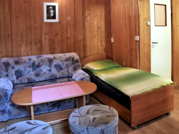 Camping Pod Krokwią : photo 2 de la chambre chalet