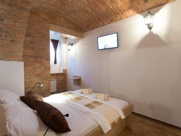 Guesthouse BED 4 YOU : photo 1 de la chambre grande chambre double 