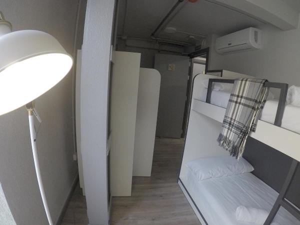Quartier Bilbao Hostel : photo 4 de la chambre lit dans dortoir pour femmes de 4 lits