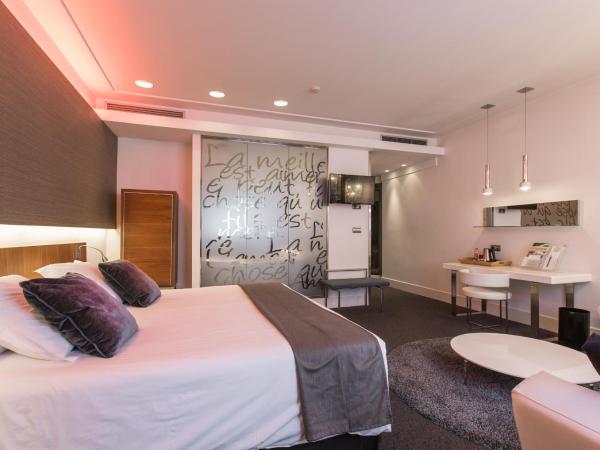 Hotel Carlton : photo 3 de la chambre chambre double ou lits jumeaux supérieure
