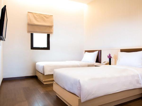 Hotel 88 Mangga Besar 62 Lokasari By WH : photo 3 de la chambre chambre double ou lits jumeaux supérieure