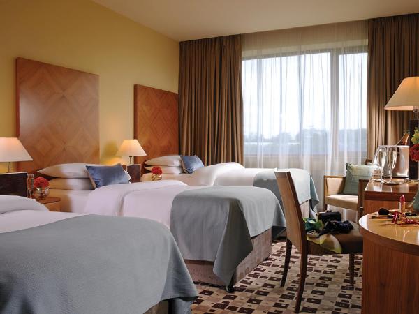 The Connacht Hotel : photo 2 de la chambre chambre triple supérieure