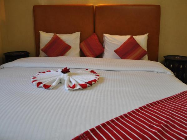 Riad Hamdani : photo 5 de la chambre chambre familiale supérieure