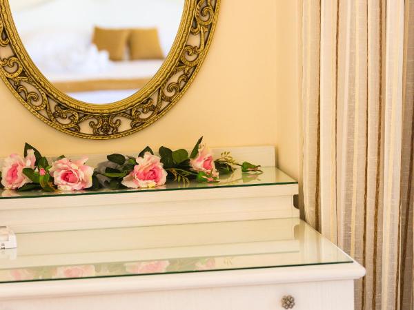 Polyxenia Suites : photo 5 de la chambre suite junior avec balcon