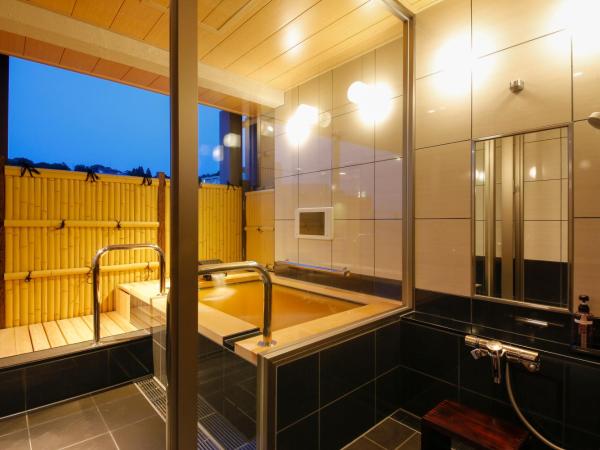 Arima Hot Spring Ryokan Hanamusubi : photo 2 de la chambre suite de luxe avec bain en plein air et coin tatami - non-fumeurs