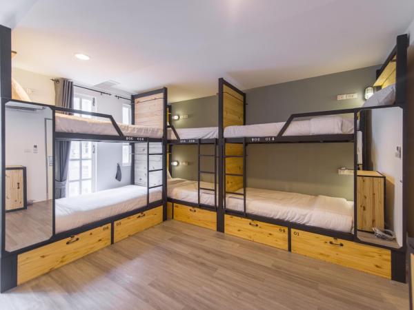 X9Hostel : photo 2 de la chambre lit simple dans dortoir mixte