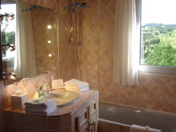 Hotel La Romarine : photo 3 de la chambre suite junior