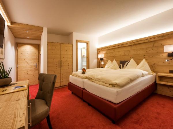 AlpinArosa : photo 6 de la chambre chambre double deluxe