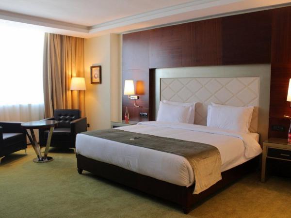 Grand Mogador City Center Casablanca : photo 3 de la chambre chambre lit king-size exécutive