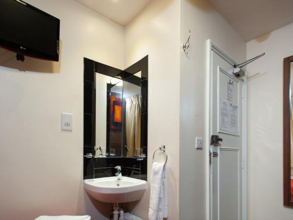 Marble Arch Inn : photo 8 de la chambre chambre double avec salle de bains commune