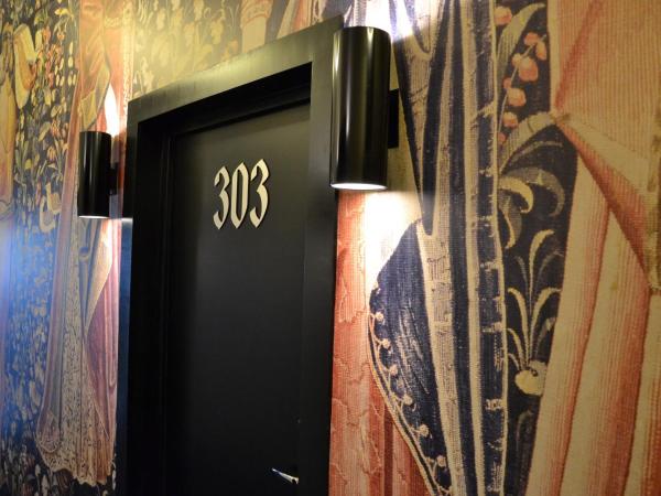 Le César Hôtel : photo 8 de la chambre chambre double ou lits jumeaux supérieure