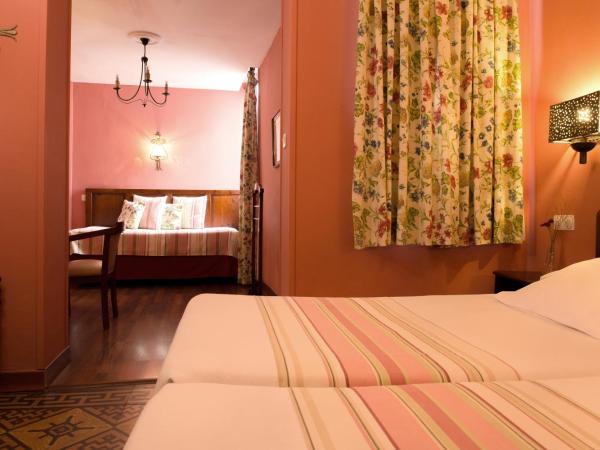 Hotel Abanico : photo 3 de la chambre chambre familiale (3 adultes)