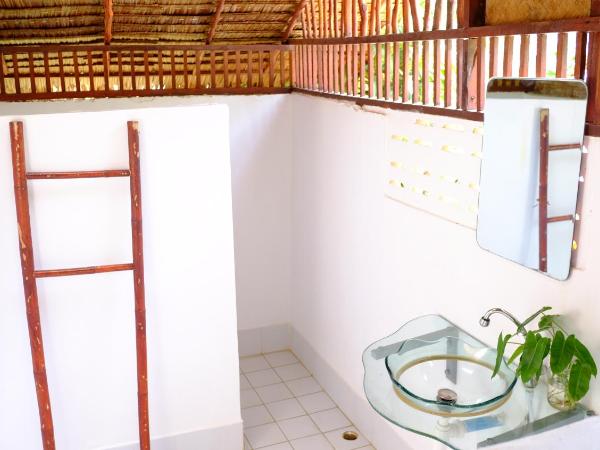 Andaman Sunflower : photo 7 de la chambre standard bungalow with warm water