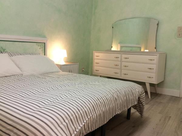 Le Camere di Casa Cassandra : photo 6 de la chambre chambre triple avec salle de bains privative séparée