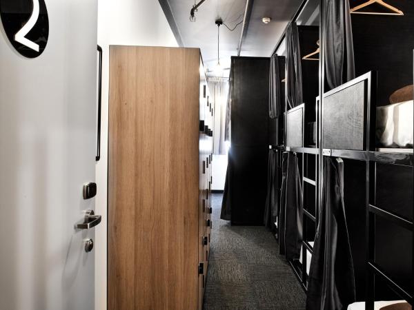 The Pod Sydney : photo 2 de la chambre lit simple dans dortoir mixte avec salle de bains commune 