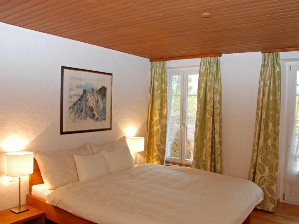 Neuhaus Golf- & Strandhotel : photo 5 de la chambre chambre de luxe double ou lits jumeaux avec balcon - vue sur lac