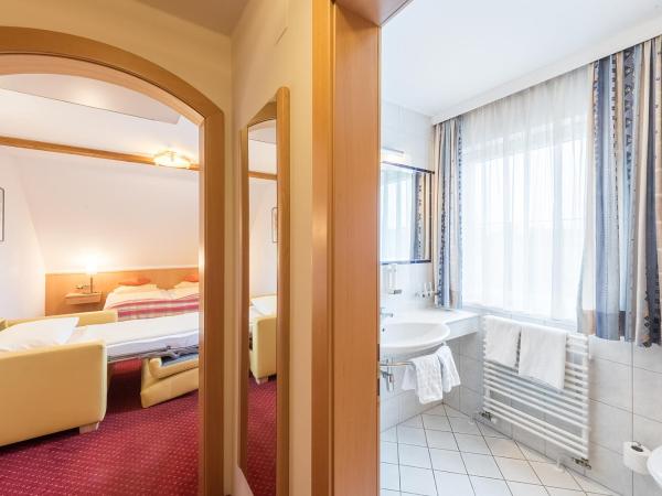 Austria Classic Hotel Hölle : photo 5 de la chambre chambre triple