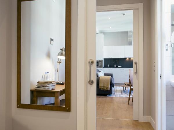 Legazpi Doce Rooms & Suites : photo 2 de la chambre appartement 1 chambre - vue sur ville