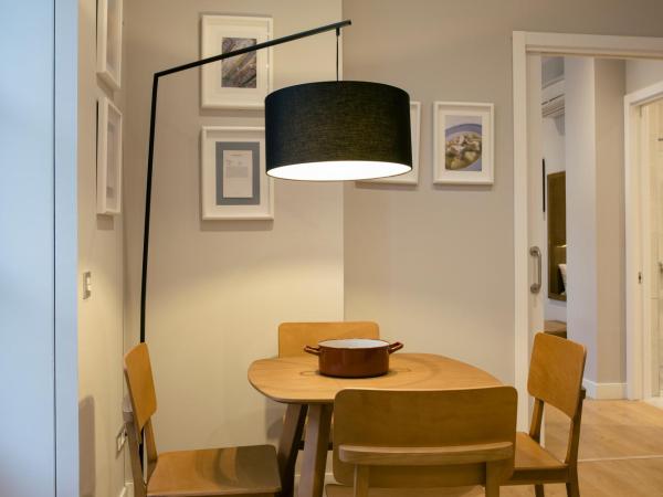 Legazpi Doce Rooms & Suites : photo 4 de la chambre appartement 1 chambre - vue sur ville