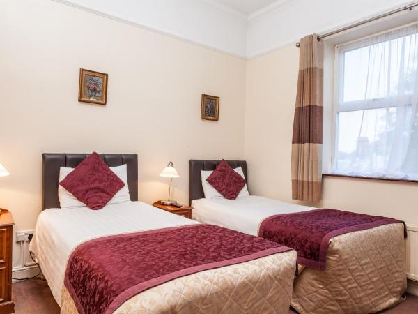 Roseview Alexandra Palace Hotel : photo 1 de la chambre chambre lits jumeaux spacieuse