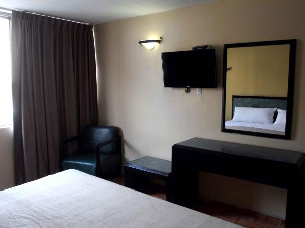 Hotel Universo : photo 3 de la chambre chambre lit king-size