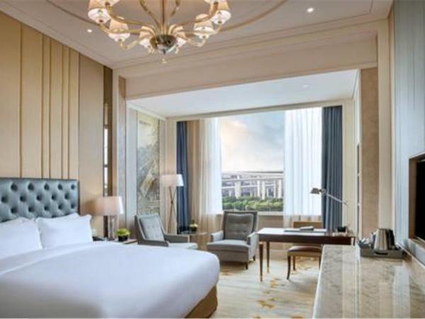 Sofitel Shanghai Hongqiao : photo 5 de la chambre chambre lit king-size supérieure avec accès au club