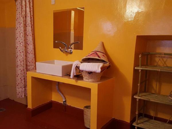 Cinema Riad : photo 8 de la chambre chambre double avec salle de bains privative